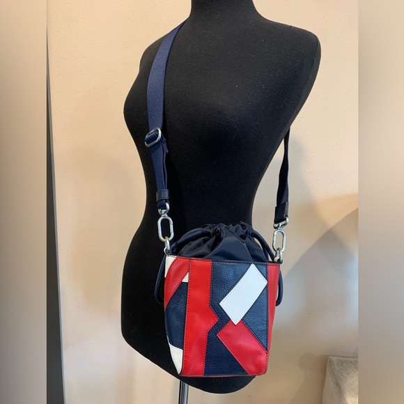 Kenzo Kube Small Drawstring Shoulder Bag Limited rare LEATHER